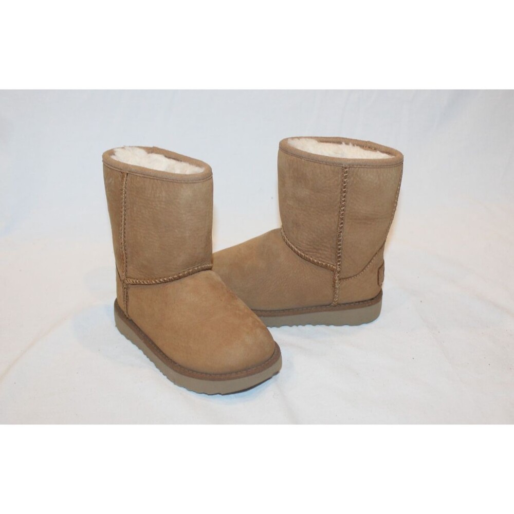 UGG Classic Short Suede Shearling Lined Boots Toddler 9 CHESTNUT NEW - Picture 1 of 7